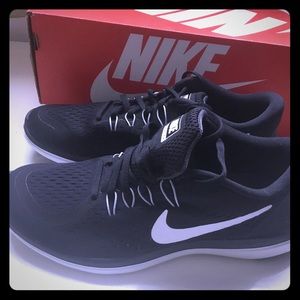 Nike Women's Flex 2017 RN Running Shoes 898476